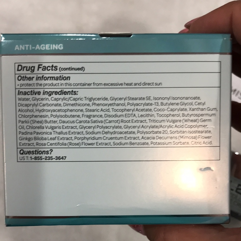 ELEMIS Anti-Aging Pro-Collagen Marine Cream SPF 30 - Picture 7 of 11